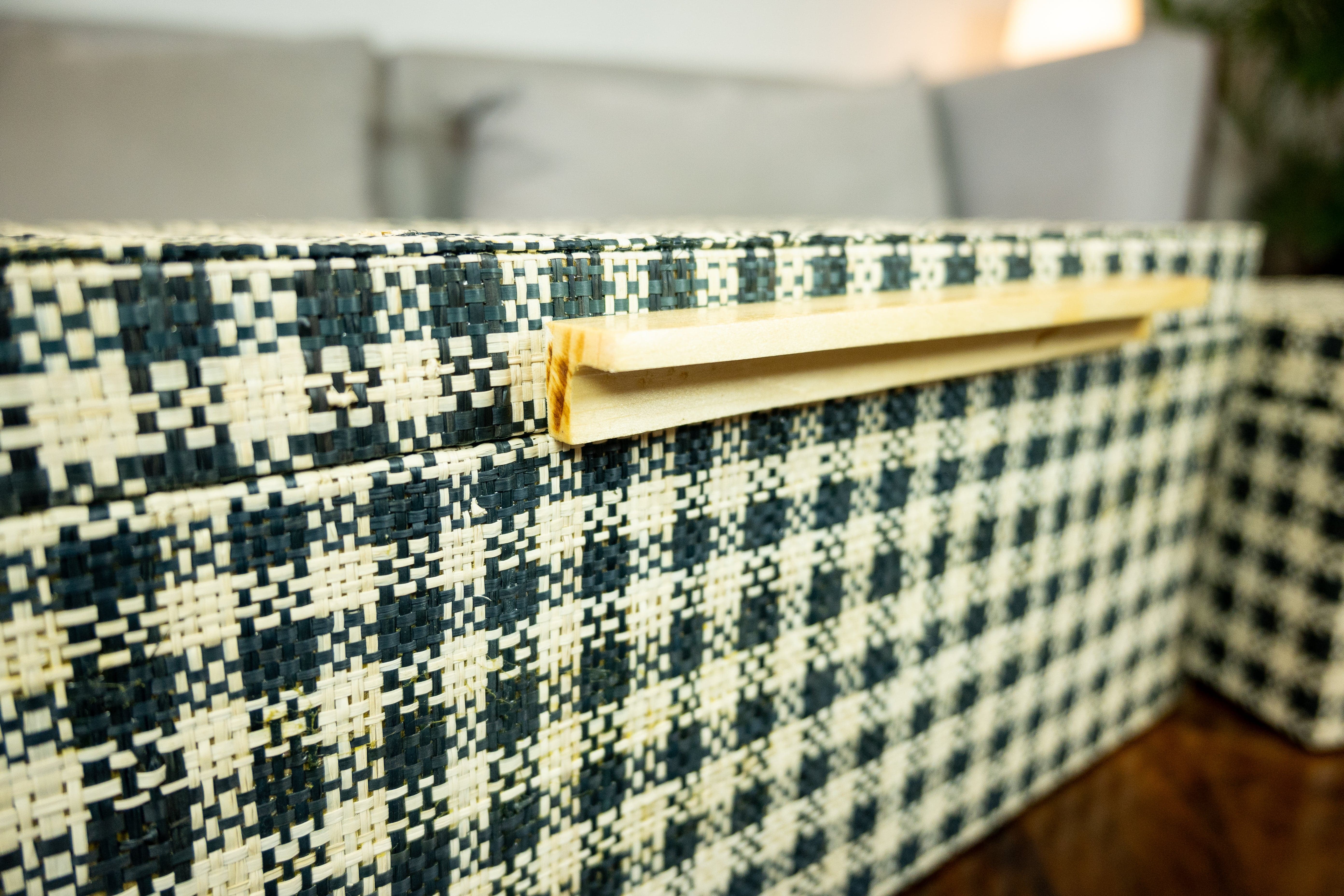 Storage Chest Set of 2 in Checkered Raffia