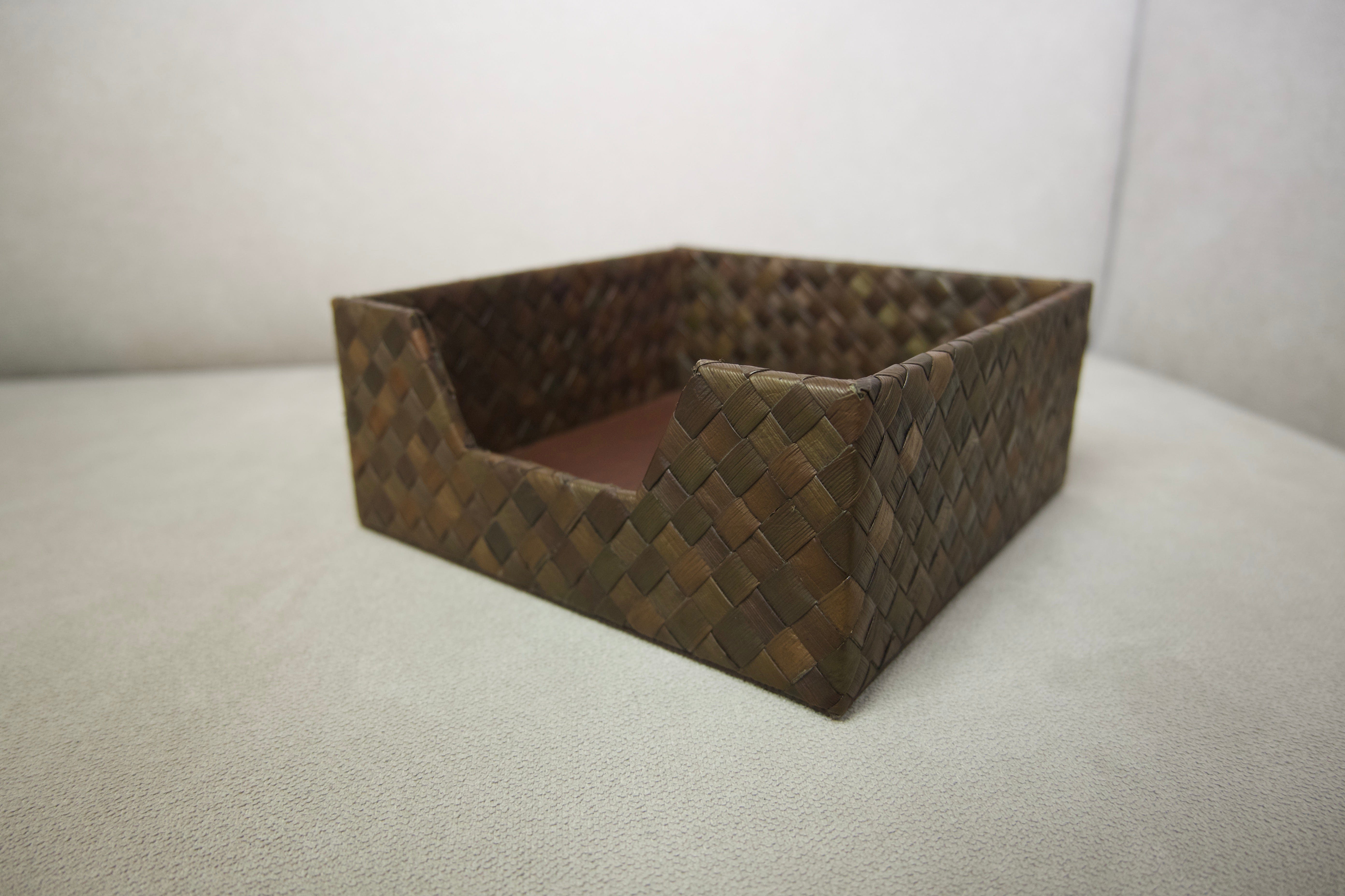 Brown Pandan Table Napkin Holder