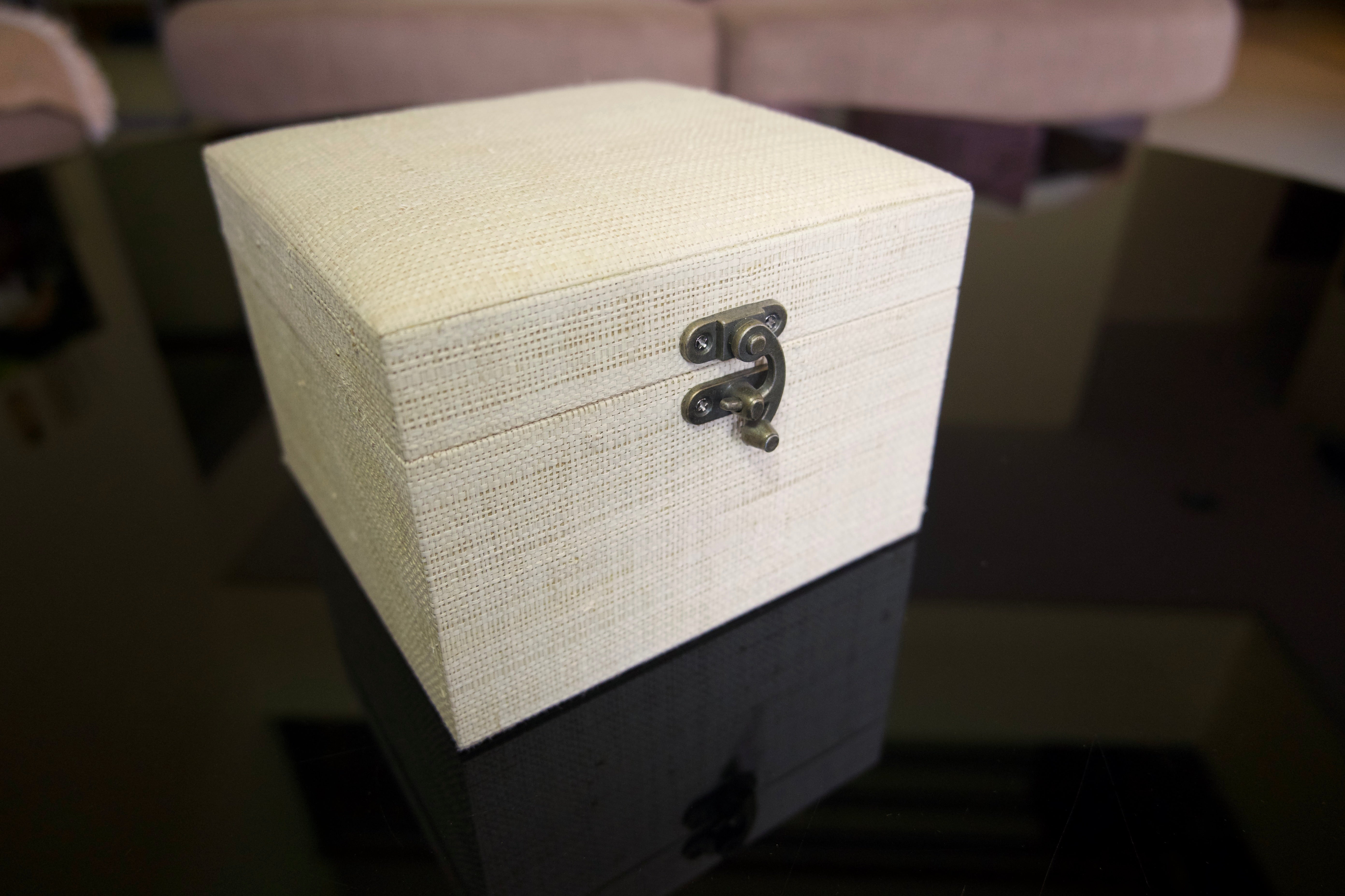 Jewelry Box Fine Raffia with Built-in Vanity Mirror