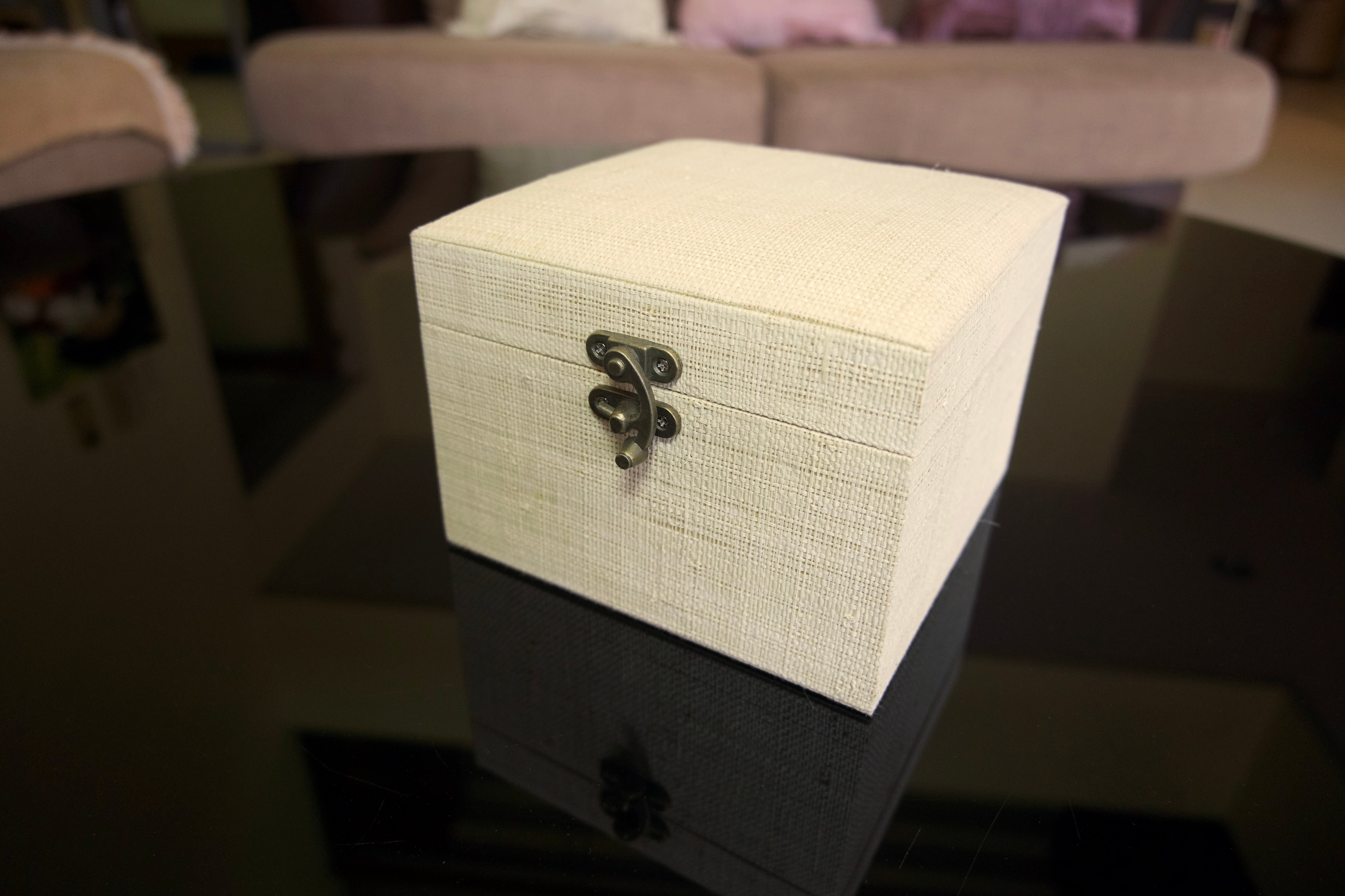 Jewelry Box Fine Raffia with Built-in Vanity Mirror