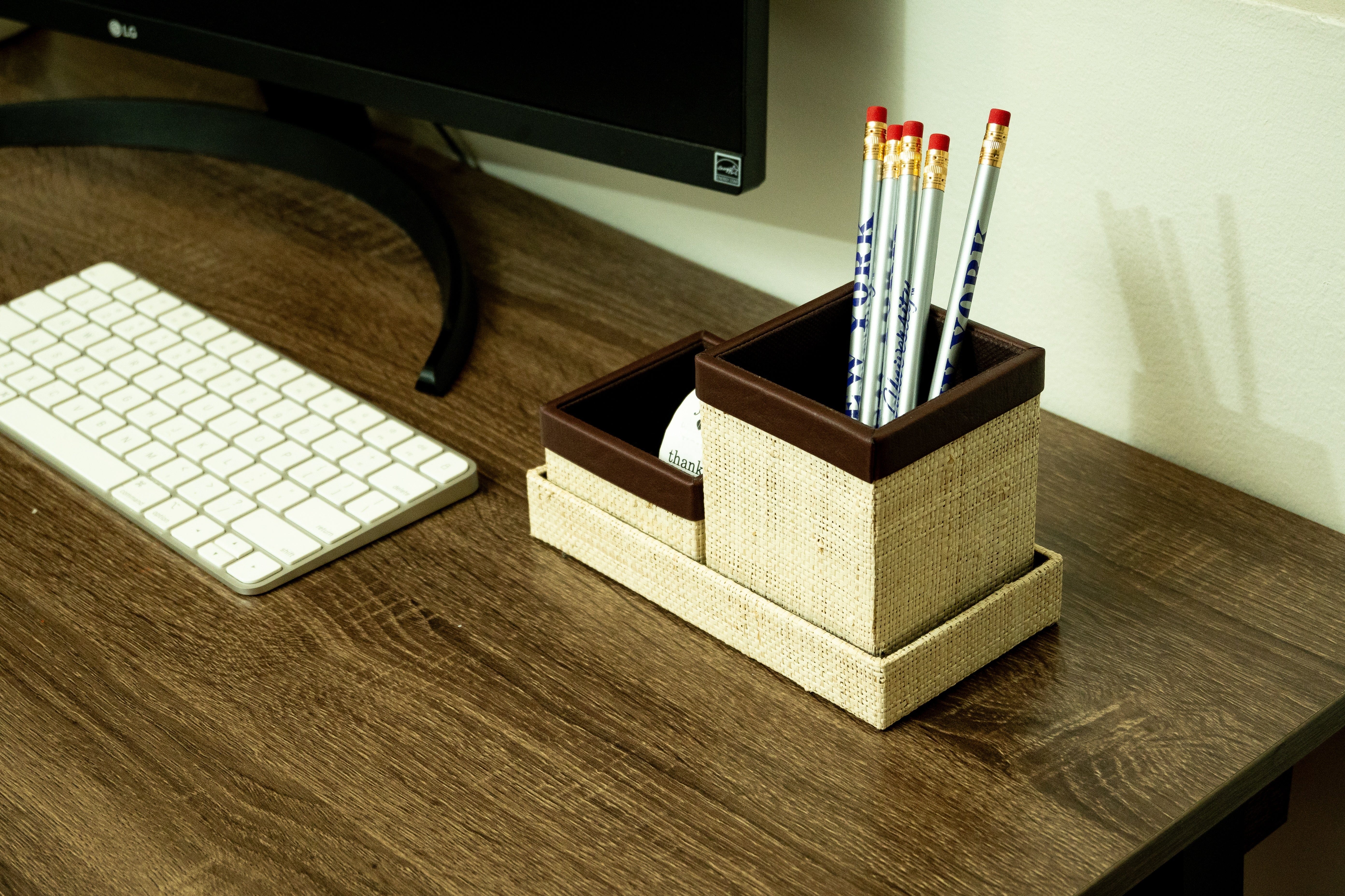 pen organizer